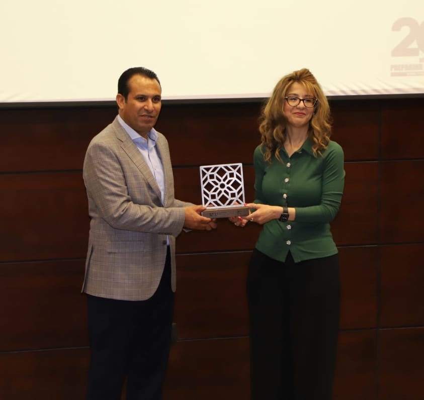 العجارمة يكرّم الفائزين في ملتقى التميز التربوي الثالث بجامعة الشرق الاوسط- صور