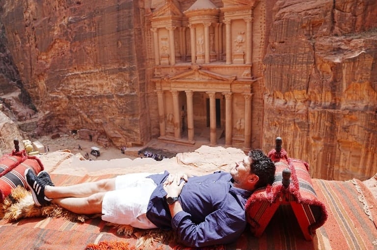 كاسياس وسالغادو في البترا .. ما القصة ؟
