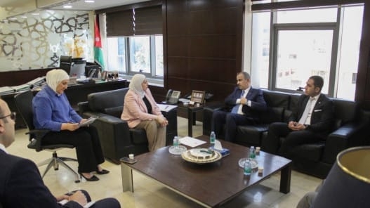وزيرة النقل تبحث مع السفير التركي سبل تعزيز التعاون في قطاع النقل