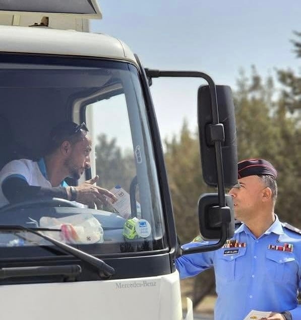 الاردن: إيقاف رخصة السير شهرين للمخالفين بعكس الاتجاه