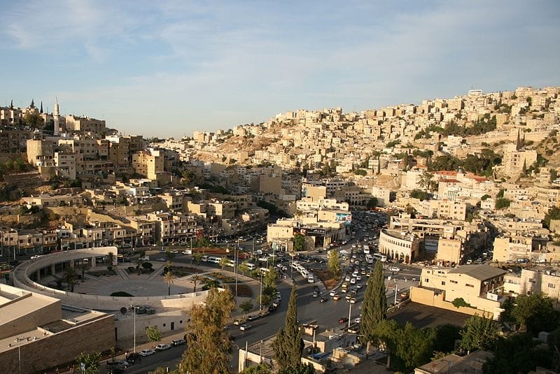 الاردن: أجواء حارة في أغلب المناطق اليوم ومغبرة وجافة غدا