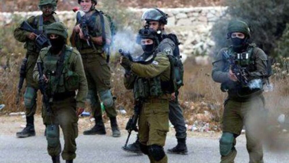 استشهاد فلسطيني واصابة آخرين برصاص قوات الاحتلال شمال غرب نابلس