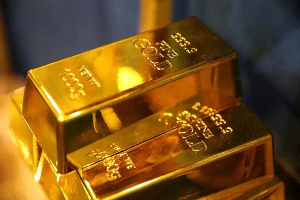 تراجع الذهب وسط تفاؤل باحتمال وقف إطلاق النار بين روسيا وأوكرانيا