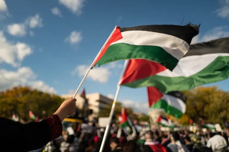 وزير خارجية فرنسا: باريس عازمة على الاعتراف بدولة فلسطين