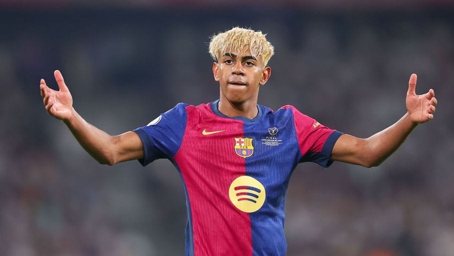 برشلونة يمنح لامين يامال 'مكافأة تاريخية'