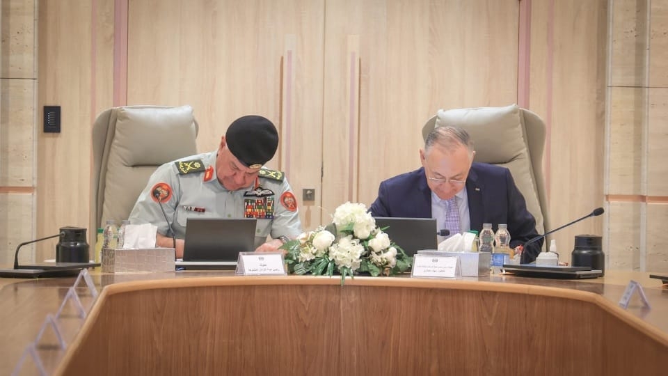 توقيع مذكرة تفاهم بين القوات المسلحة وهيئة النزاهة
