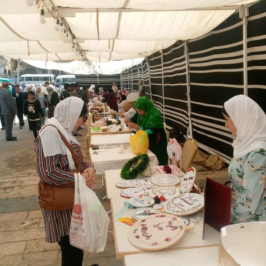 افتتاح بازار منتجات العيد في السلط