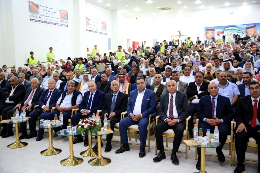 العيسوي يرعى احتفاء أبناء وبنات المخيمات بالمناسبات الوطنية