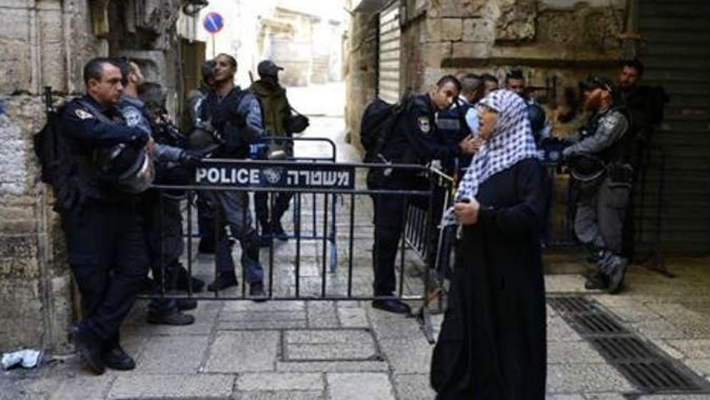 بإغلاقه لليوم الرابع على التوالي.. الاحتلال يحرم الفلسطينيين من الصلاة ب'الأقصى'