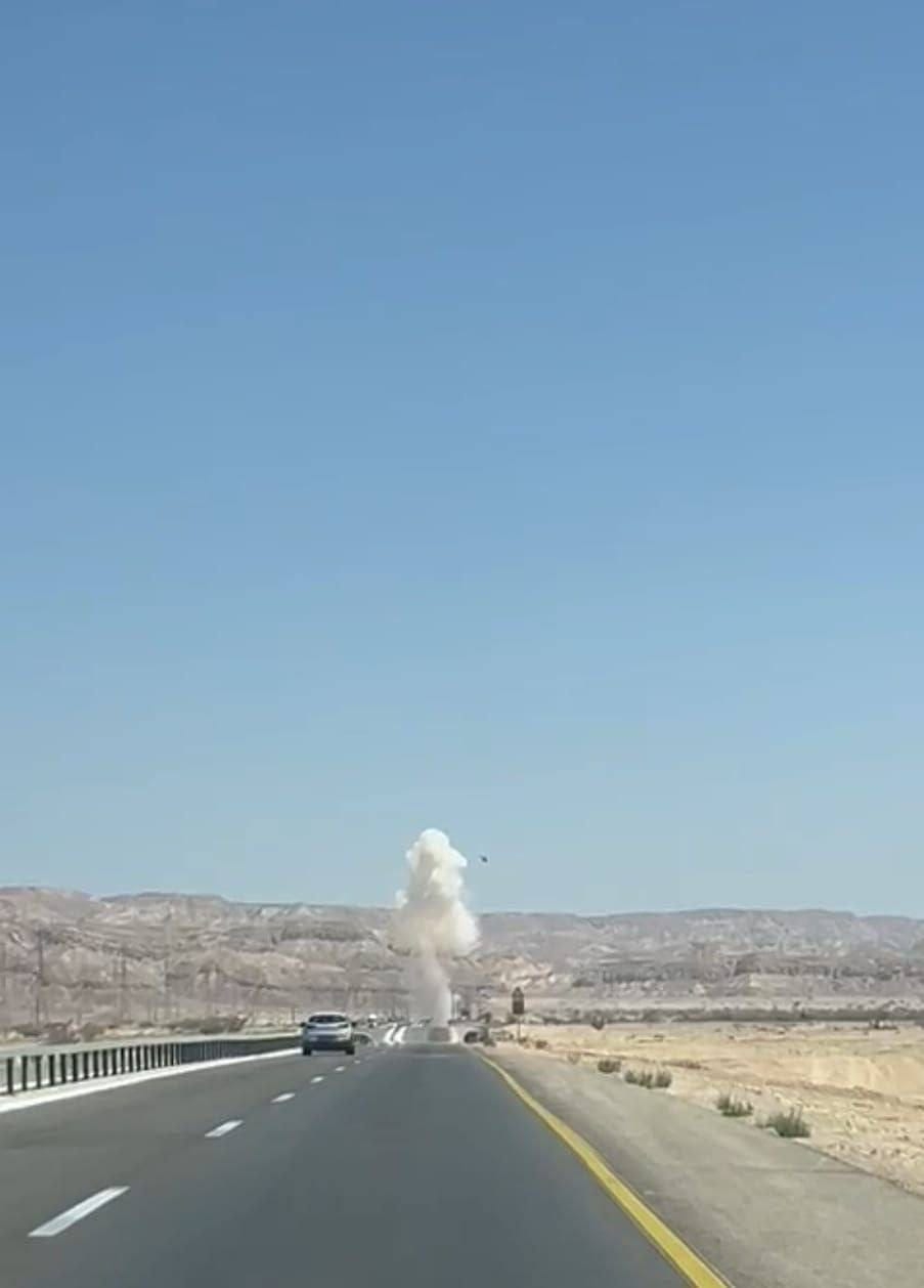 إطلاق واسع لطائرات مسيّرة هجومية وانتحارية باتجاه أهداف استراتيجية في عمق إسرائيل