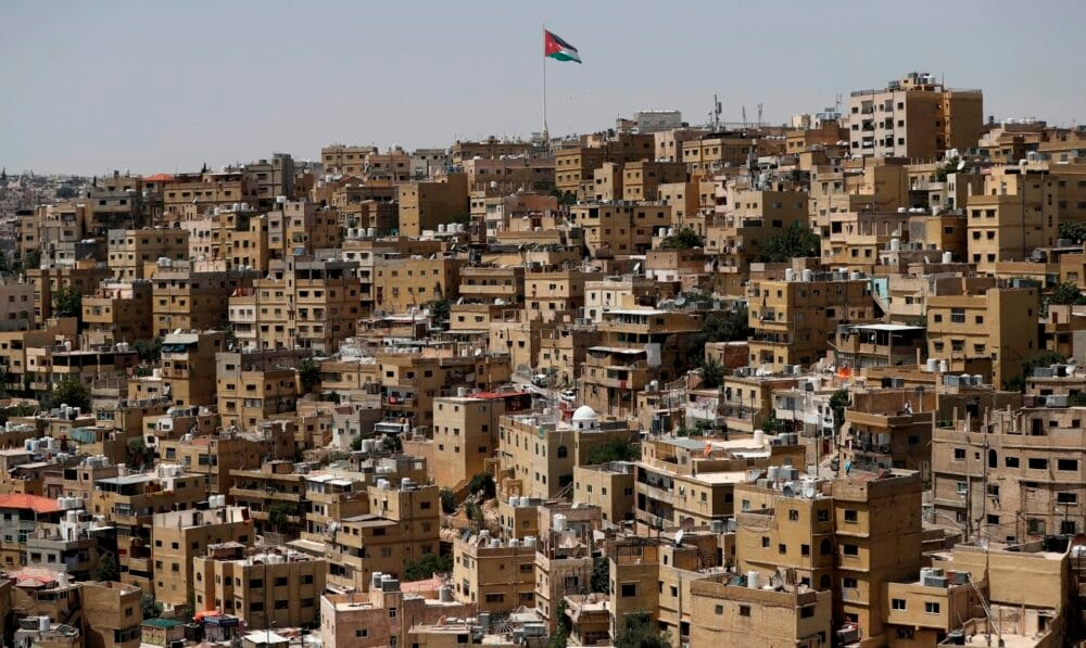 الاردن: طقس لطيف اليوم وغدًا وارتفاع الحرارة الأربعاء