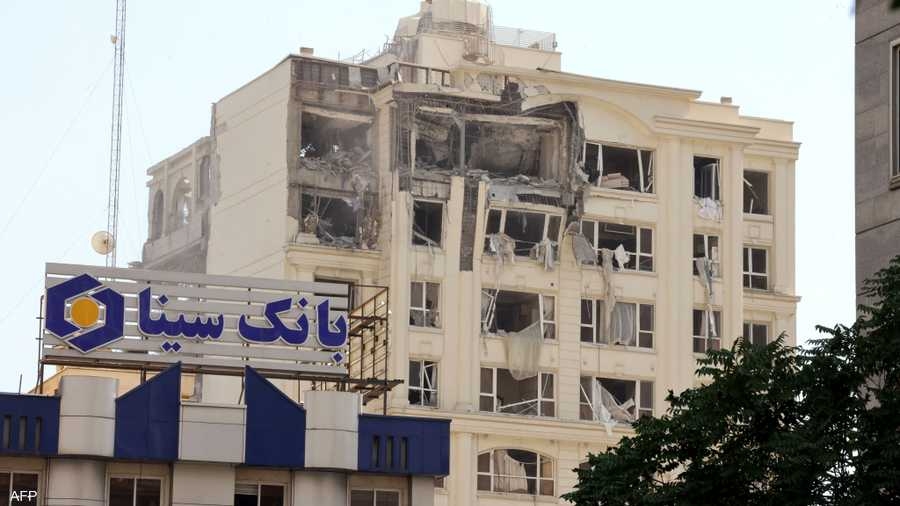 إيران تقر بمقتل قائدين رفيعين في هيئة أركان الجيش- اسماء