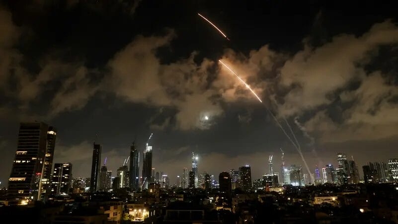 الجيش الإسرائيلي: رصد إطلاق صواريخ من إيران باتجاه إسرائيل