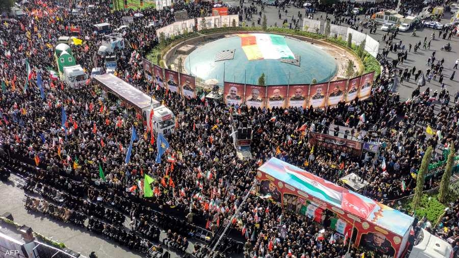 تشييع قادة وعلماء إيرانيين قتلوا في حرب الـ12 يومًا مع اسرائيل- فيديو