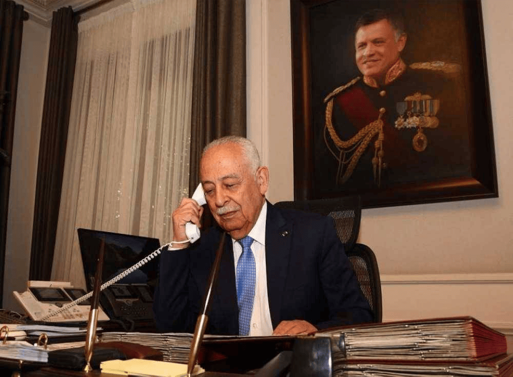 مندوبا عن الملك وولي العهد…العيسوي يعزي عشيرة الرحاحلة
