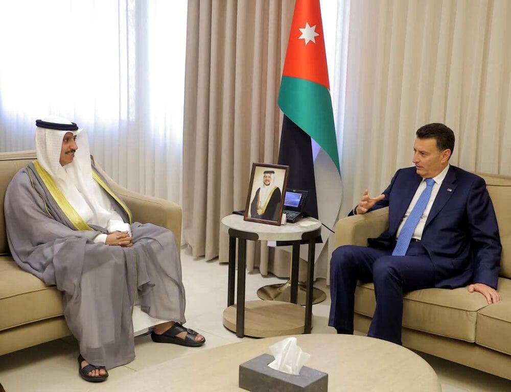 الصفدي يلتقي مدير المعهد العربي للتخطيط