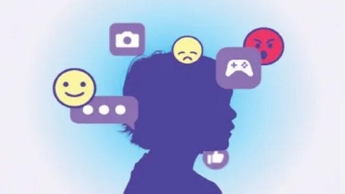 دراسة تربط بين امتلاك الهواتف الذكية مبكرا وتدهور الصحة النفسية