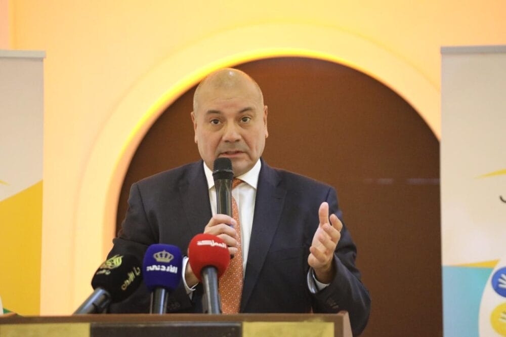 العودات : الشباب هم العمود الأساسي للتنمية والتحديث