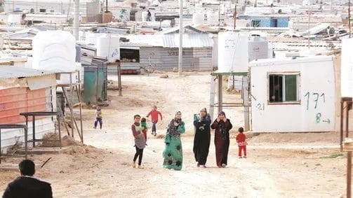 35 ألف عامل يفقدون وظائفهم بتعليق المساعدات