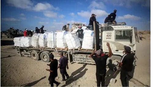 ترامب يريد أن تتولى أمريكا توزيع المساعدات في غزة