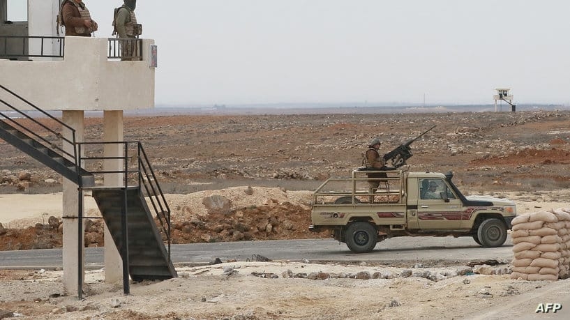 الجيش: القبض على 5 أشخاص حاولوا اجتياز الحدود بطريقة غير مشروعة