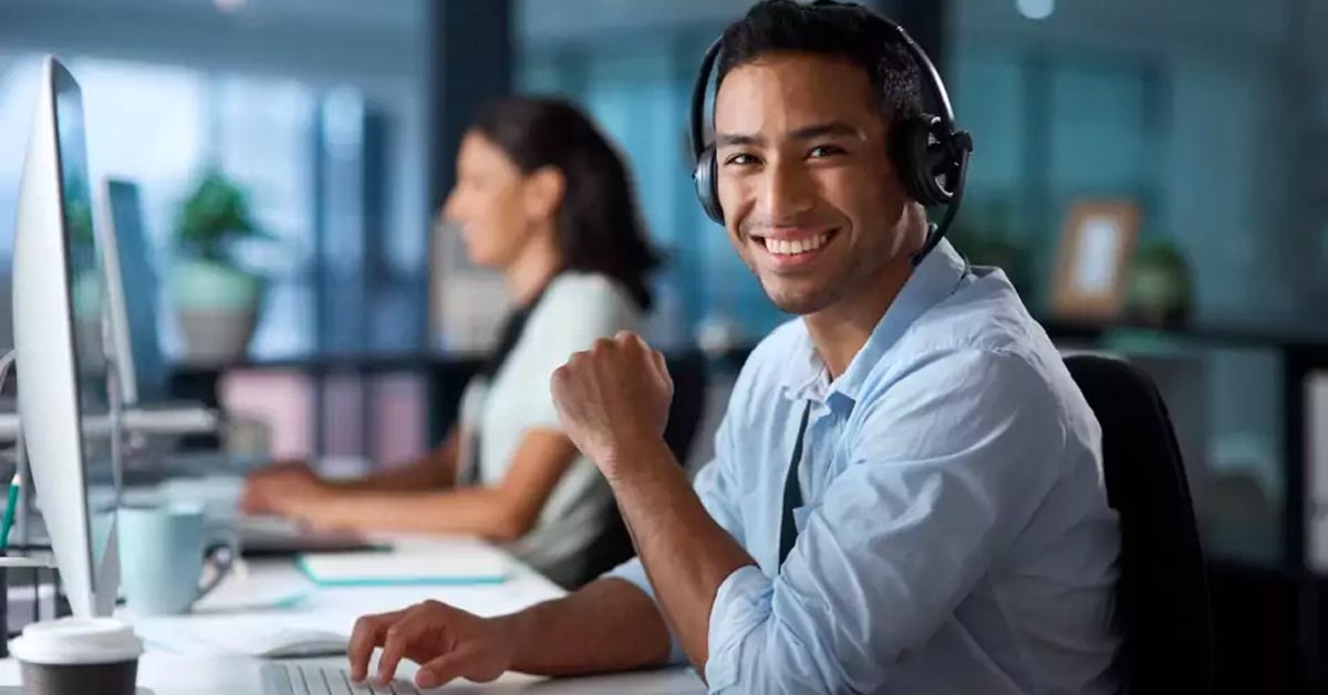 مطلوب موظفين خدمة عملاء في البنوك والعقارات والاتصالات.. راتب يصل لـ14 ألف جنيه