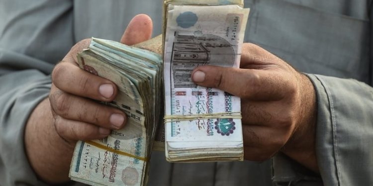 الفلوس نزلت في المكن خلاص.. بدء صرف معاشات هذه الفئات غدًا