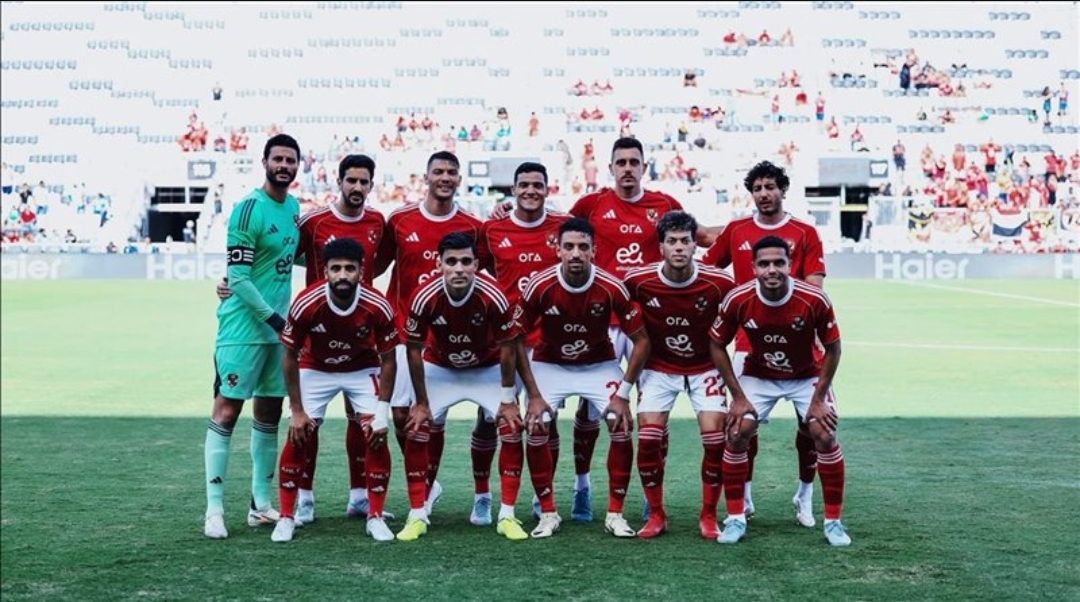 الأهلي بزيه التقليدى أمام بالميراس فى كأس العالم للأندية