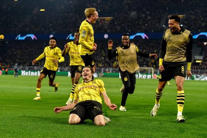 مشاهدة مباراة بروسيا دورتموند ضد فلومينينسي في كأس العالم للأندية
