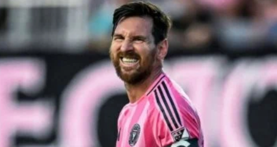زيزو وميسي بالتشكيل المثالي للمجموعة الأولى في كأس العالم للأندية