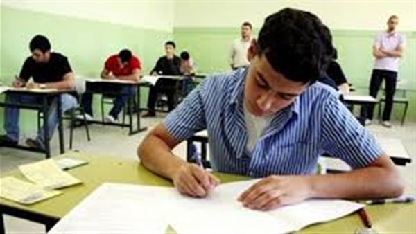 دعاء مؤثر لطلاب الثانوية العامة.. و3 وصايا قبل دخول الامتحان