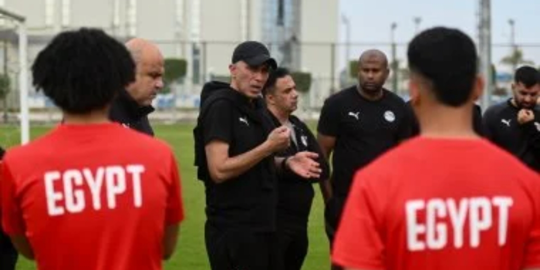 بعثة منتخب الشباب تصل القاهرة فجر غدٍ بعد خوض وديتىّ المغرب