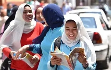 الاحتفاء بأوائل الثانوية العامة: لحظات فارقة في كل بيت مصري