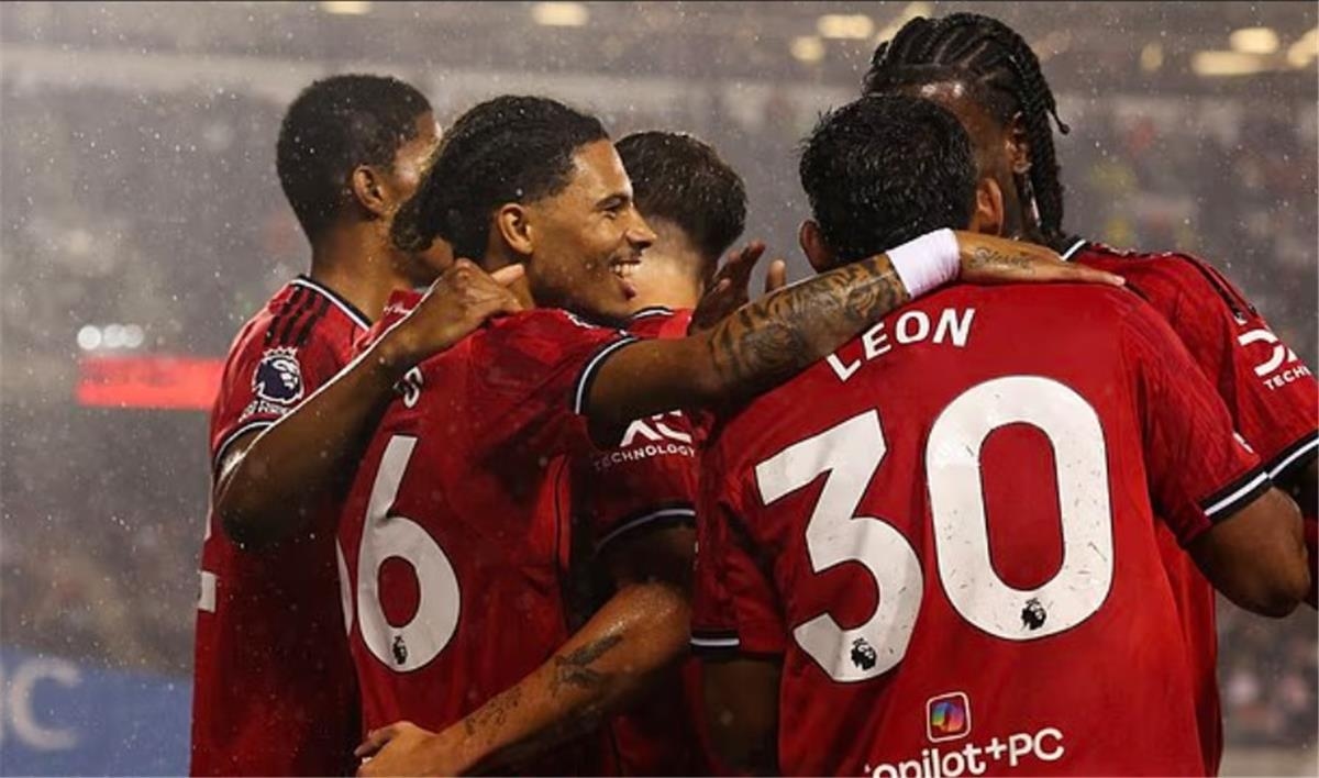 دفعة ثلاثية لأموريم قبل افتتاحية مانشستر يونايتد في الدوري الإنجليزي