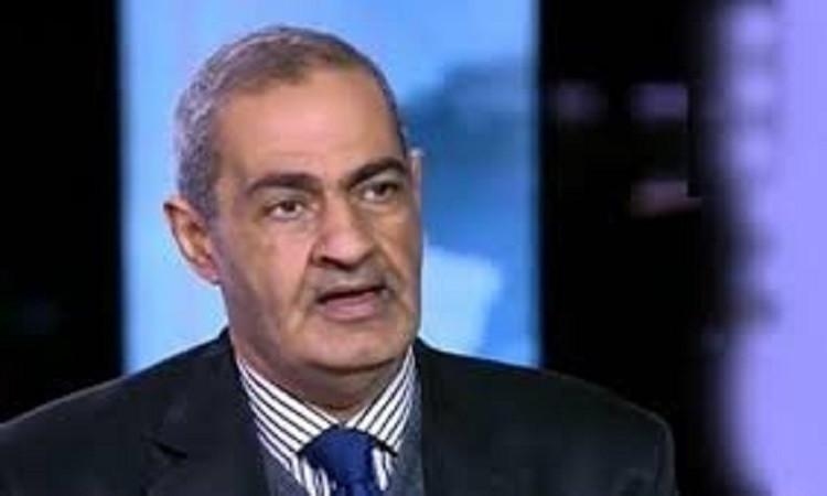 أسامة الدليل بأعلي صوته علي شاشة العربية إسمه الرئيس السيسي رئيس أكبر دولة عربية