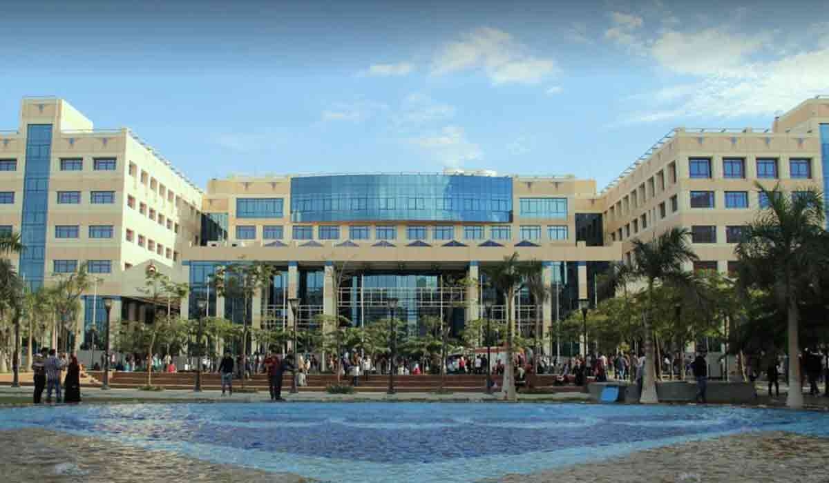 ادرس طب في جامعة 6 أكتوبر بـ176 ألف جنيه.. والصيدلة بـ110 ألف جنيه