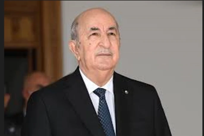 رئيس الجمهورية يستقبل سفير المملكة المتحدة لبريطانيا العظمى وإيرلندا الشمالية لدى الجزائر