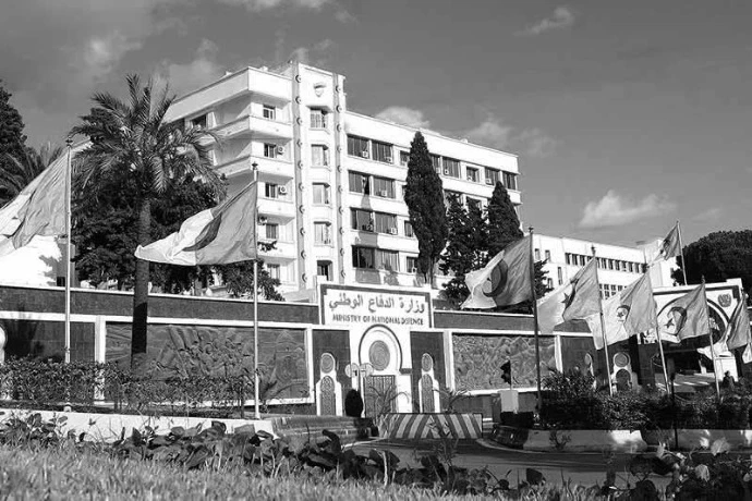 رئيس الجمهورية، القائد الأعلى للقوات المسلحة وزير الدفاع الوطني يعزي في وفاة المرحوم العميد زيدي العيد رئيس قسم بقيادة القوات البرية