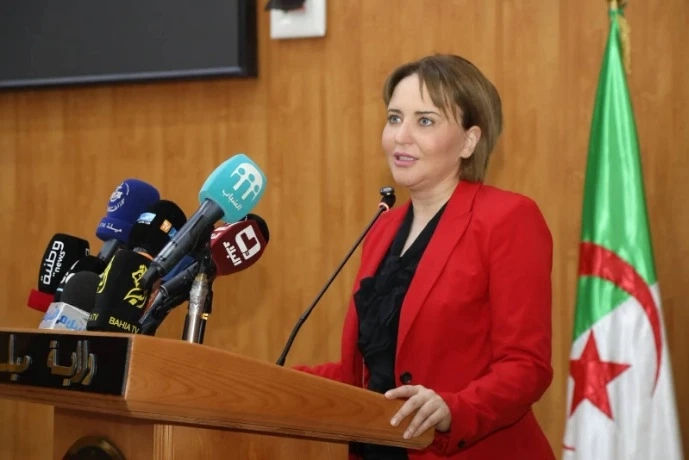 حملاوي تدعو المؤطرين الجمعويين لتحسيس فعاليات المجتمع بأهمية دعم قيم ومبادئ الدولة