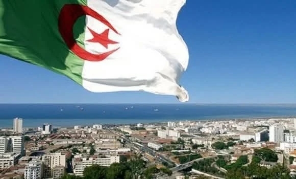 بياض الجزائر الناصع لن يتلطخ أبدا باللعاب البولوري