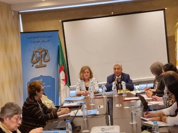 المجلس الوطني لحقوق الإنسان ..... نحو ميلاد شبكة الوسيطات من أجل السلام