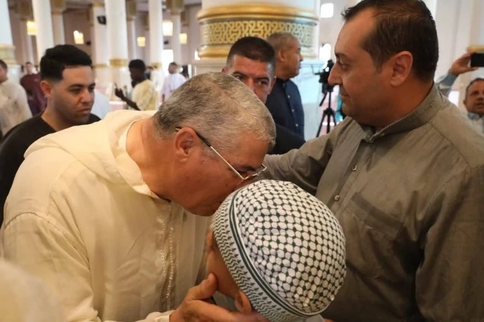 استقبال عيد الأضحى المبارك وسط أجواء خاصة ....التغافر والتراحم يصنعان مظاهر الاحتفال