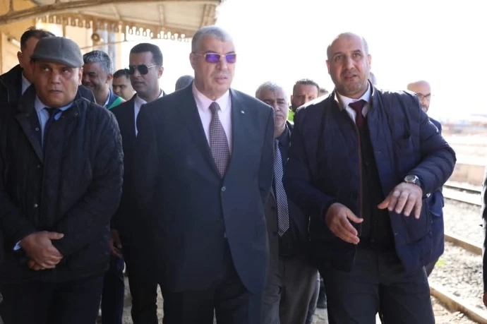والي وهران سمير شيباني يعاين مشاريع تنموية بدائرة وادي تليلات....90% نسبة تقدم مشروع عصرنة خط السكة الحديدية وهران-تلمسان