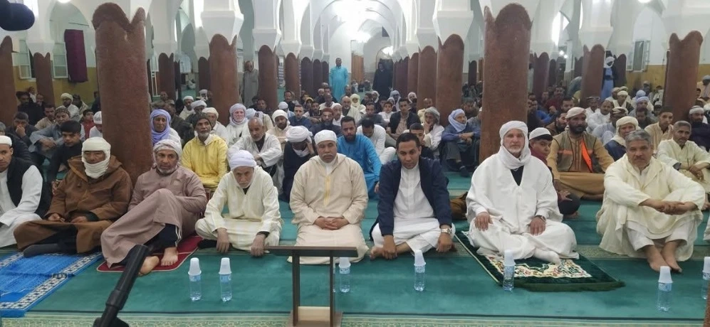 مسجد "عثمان بن عفان "بالأبيض سيدي الشيخ ... تكريم حفظة القرآن الكريم و ذوي الهمم