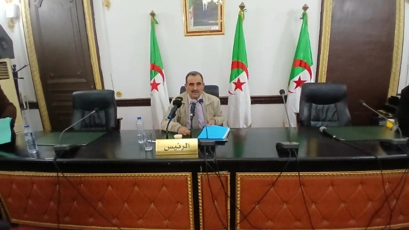 "مير" بلدية بلعباس مغربي ميلود ينشط ندوة صحفية..."عمليات تجديد الشبكات تدرك الـ70 بالمائة"