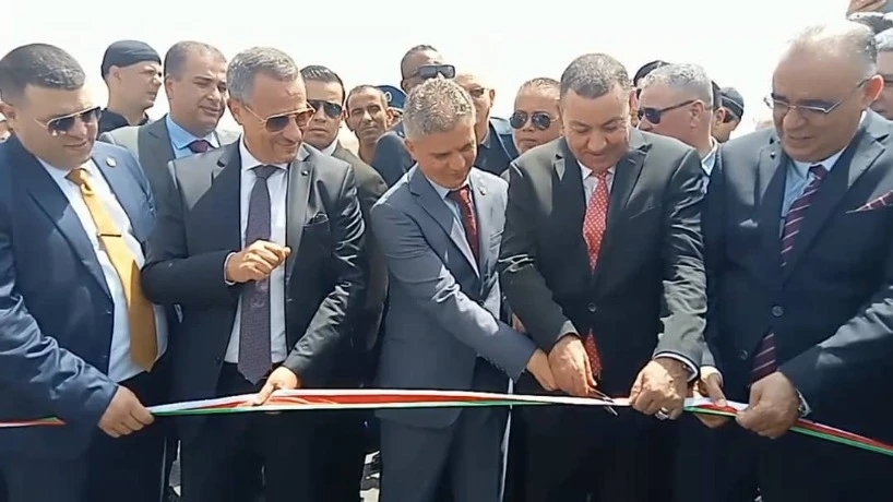 بإشراف وزيري النقل والاشغال العمومية ... تدشين الطريق المنفذ للطريق السيار شرق غرب بين سيڨ وحسين