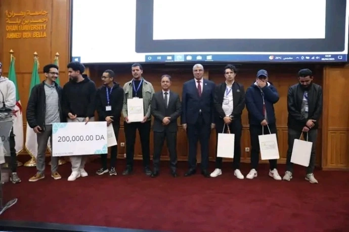 جامعة وهران 1 تسدل الستار عن الطبعة الثانية ل" الهاكاثون": " بروتس" من الجزائر العاصمة يفتك الجائزة الأولى