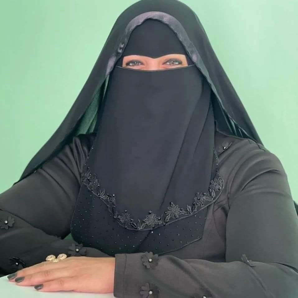 إخفاء عيوب الوجه بالمكياج