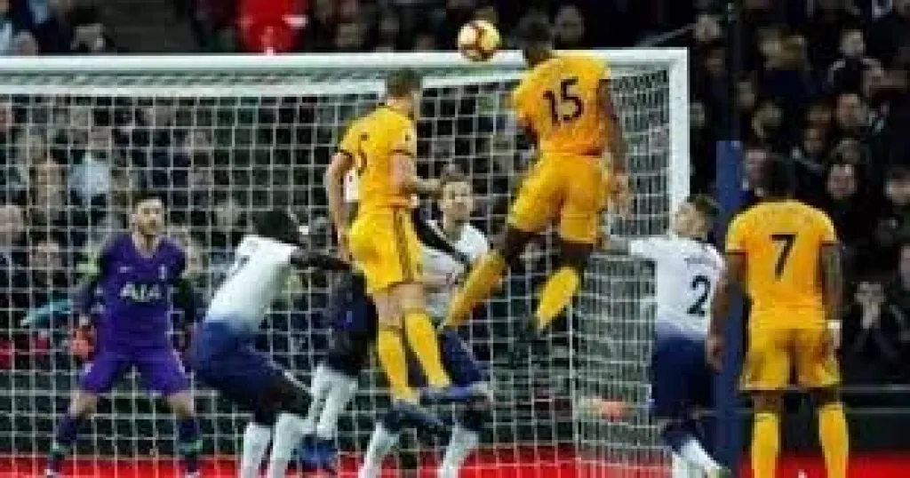 توتنهام يسقط برباعية أمام وولفرهامبتون ويواصل التراجع بالدوري