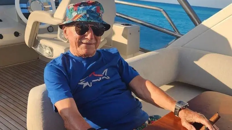 وفاة رجل الأعمال السكندرى ميشيل أُحد.. صاحب أكبر أسطول سيارات فى مصر